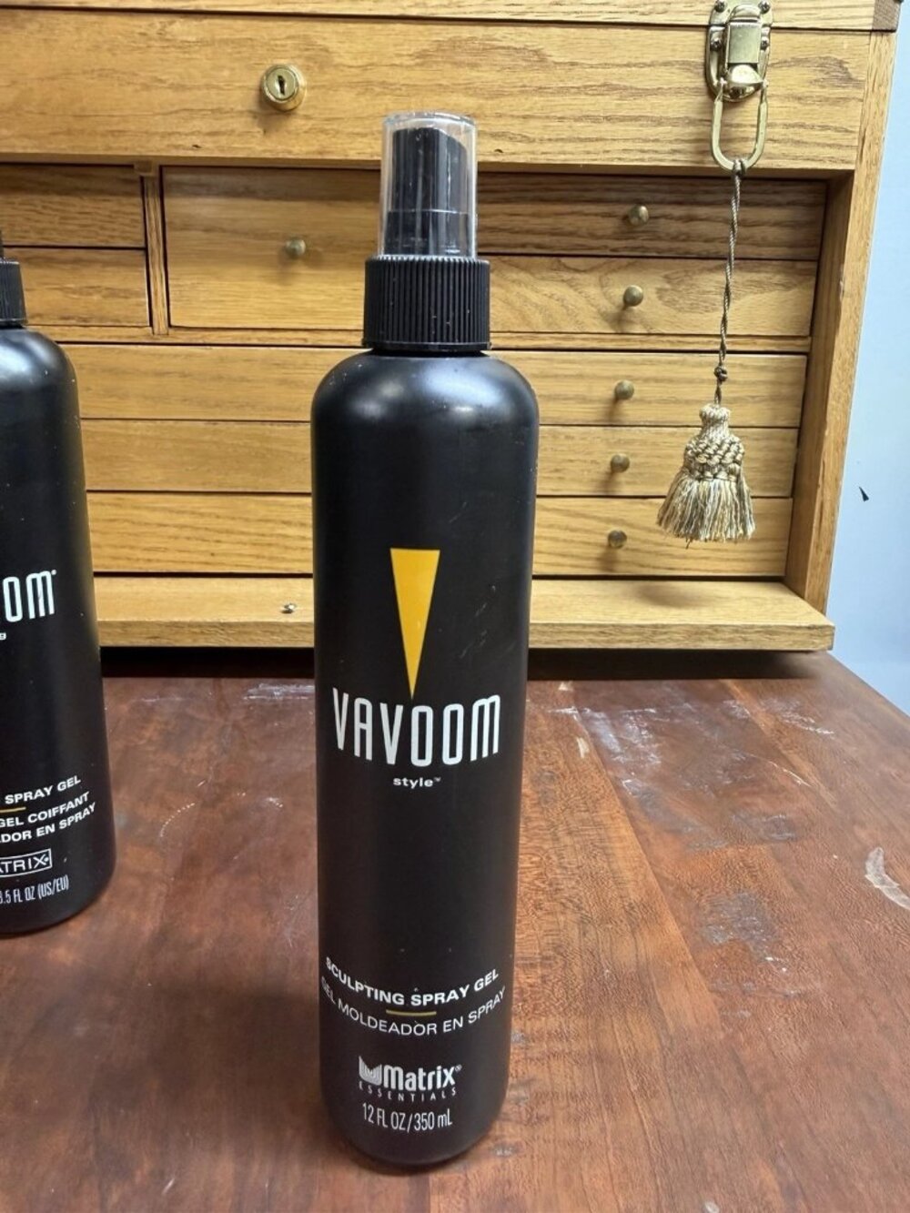 Matrix Vavoom Yellow Sculpting Spray Gel 13.5oz